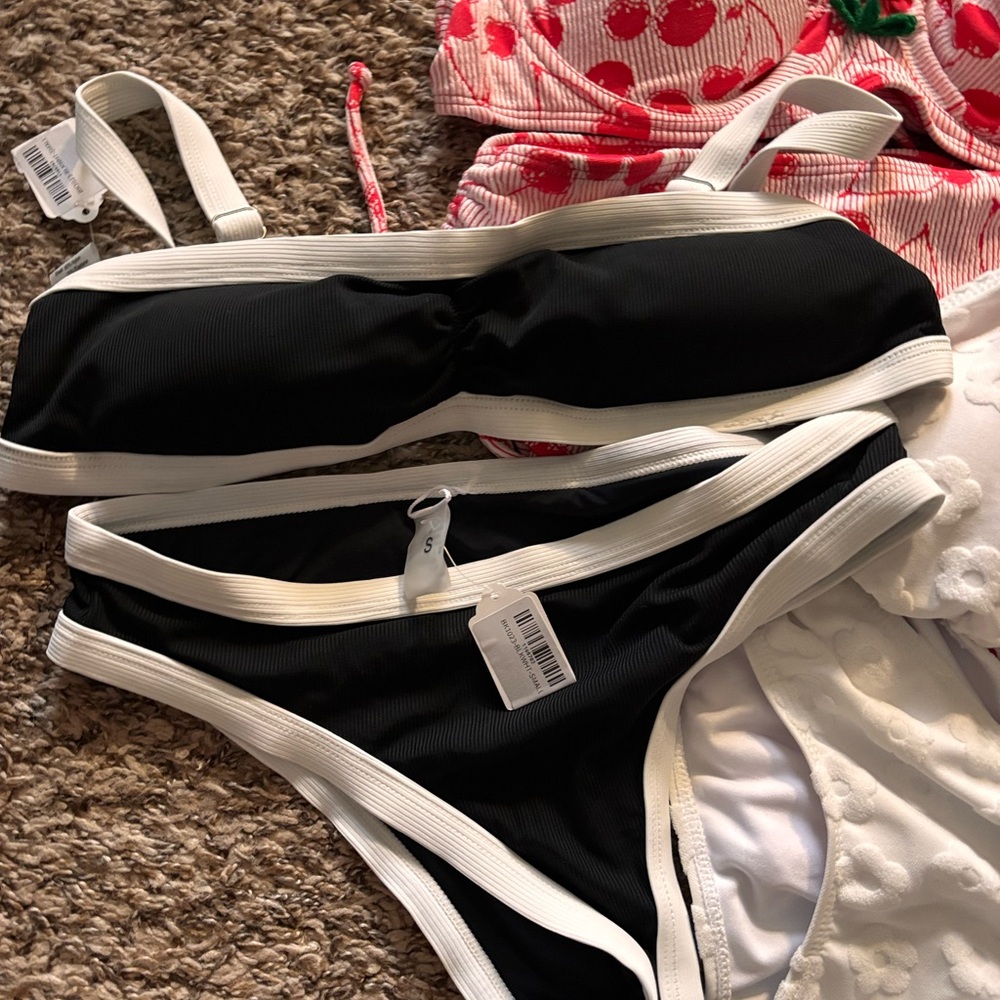 Colorful Bikini Set Collection - Picture 3 of 5
